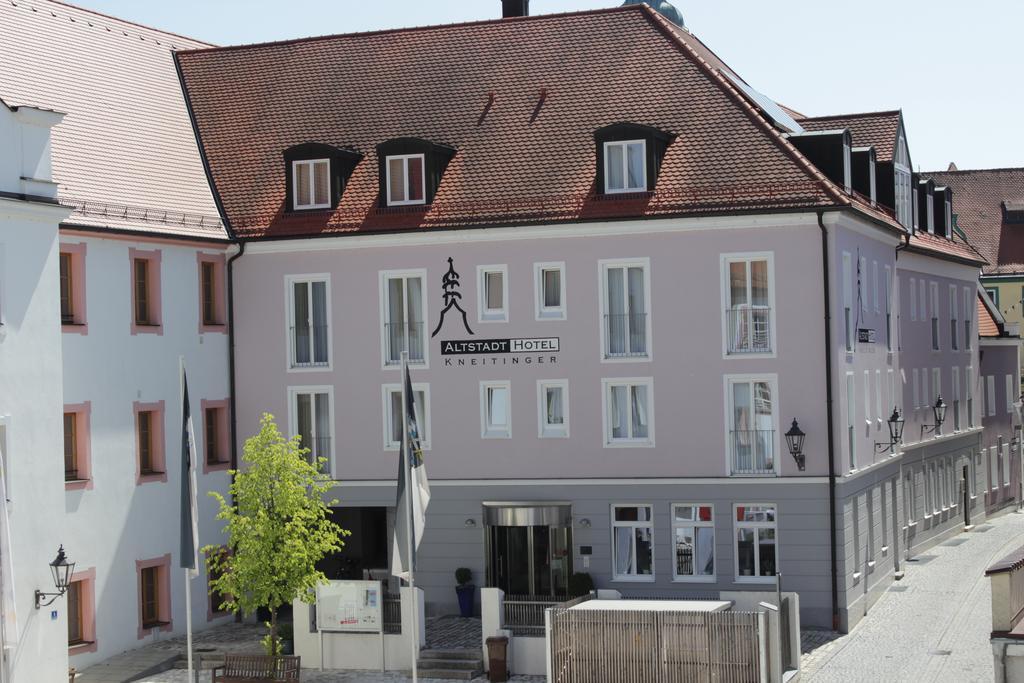 Altstadthotel Kneitinger, Abensberg Esterno foto
