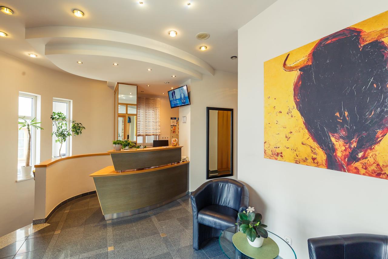 Altstadthotel Kneitinger, Abensberg Esterno foto